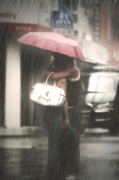 красивые Анимашки Девушка с зонтом